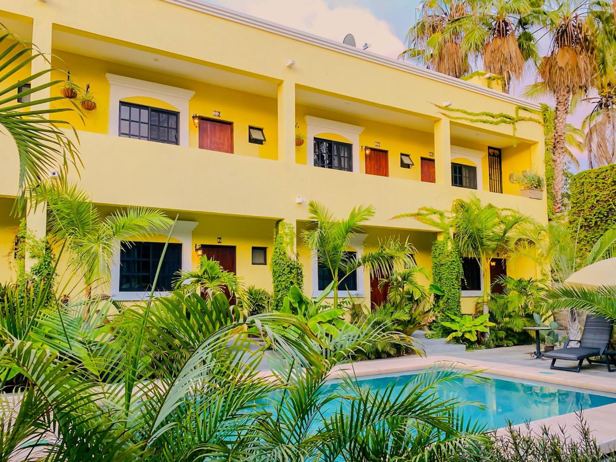 Gallo Azul Hotel, En El Corazon De Тодос Сантос Екстериор снимка